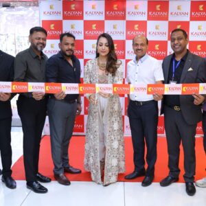 Bollywood star Malaika Arorainaugurated KalyanJewellers’first showroom in Rohtak at Jhang Colony